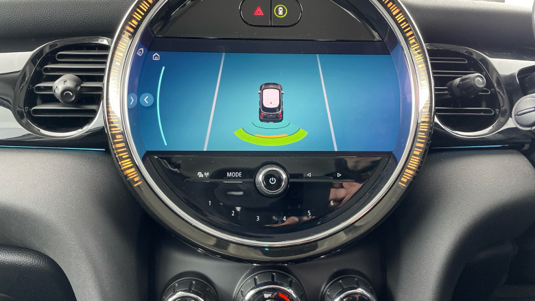 MINI Hatchback 1.5 Cooper Classic Premium 5dr Auto Petrol Hatchback